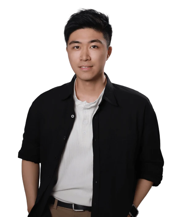 Locke Lee SEO Consultant Portrait